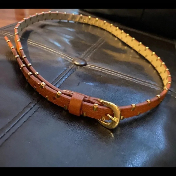 Vintage style Tan gold tone studded  fashion belt Sz S - Picture 2 of 4